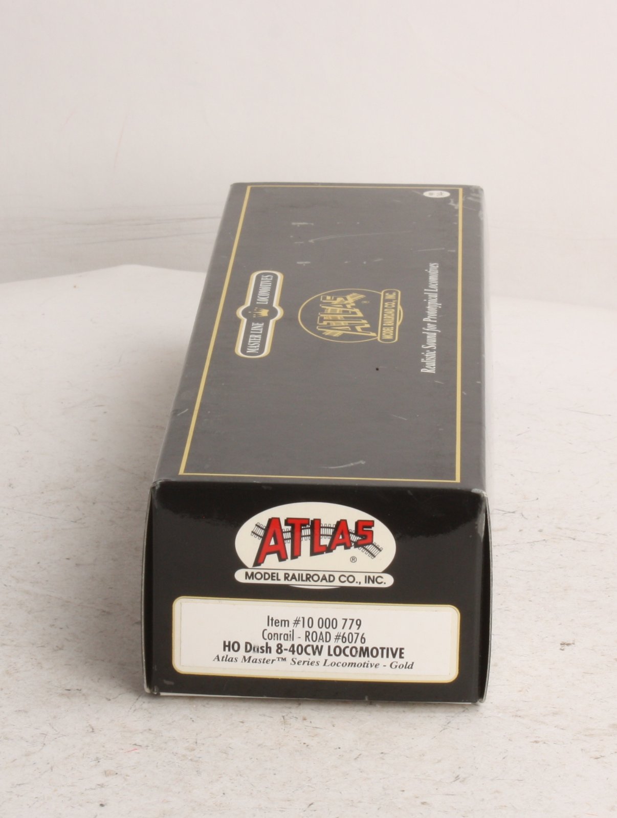 Atlas 10000779 HO Dash 8-40CW w/DCC & Sound, CR #6076