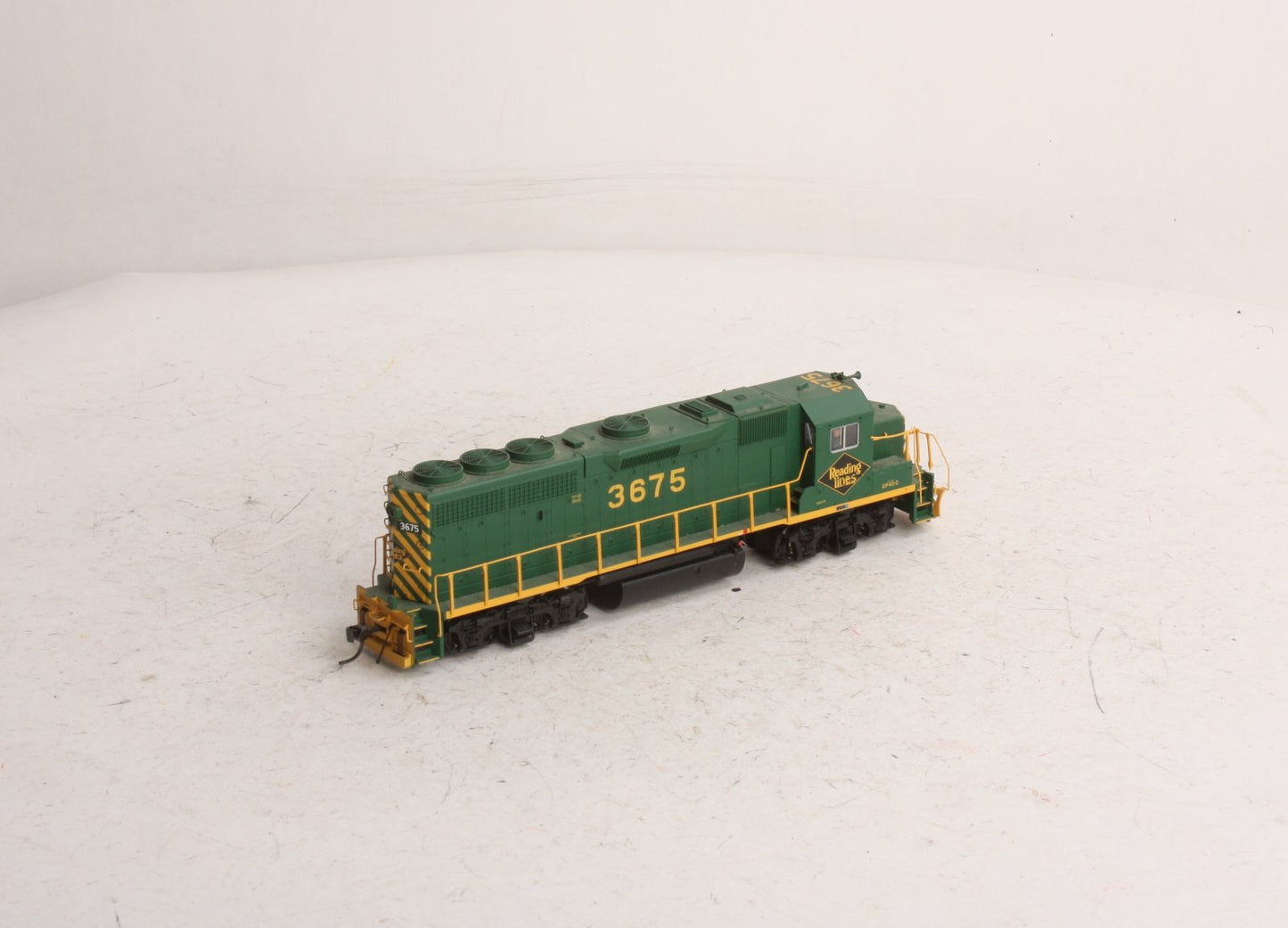 Atlas 10000420 HO Reading GP40-2 Phase I #3675
