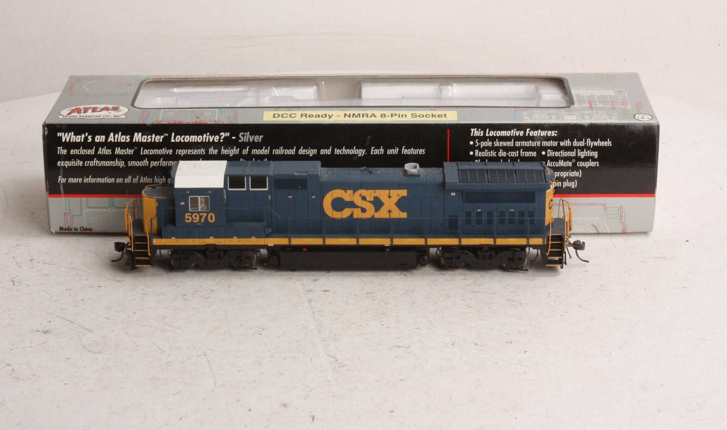 Atlas 7281 HO Scale CSX Dash 8-40B Locomotive  #5970