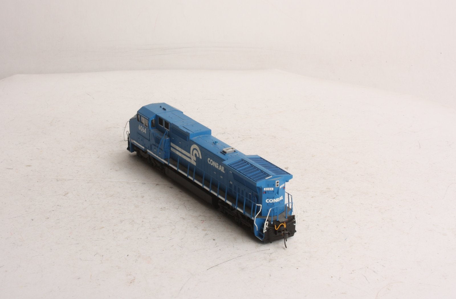 Atlas 10000778 HO Dash 8-40CW w/DCC & Sound, CR #6064