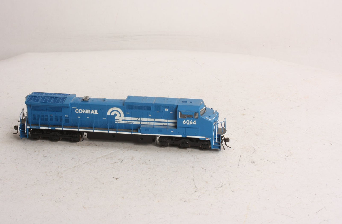 Atlas 10000778 HO Dash 8-40CW w/DCC & Sound, CR #6064