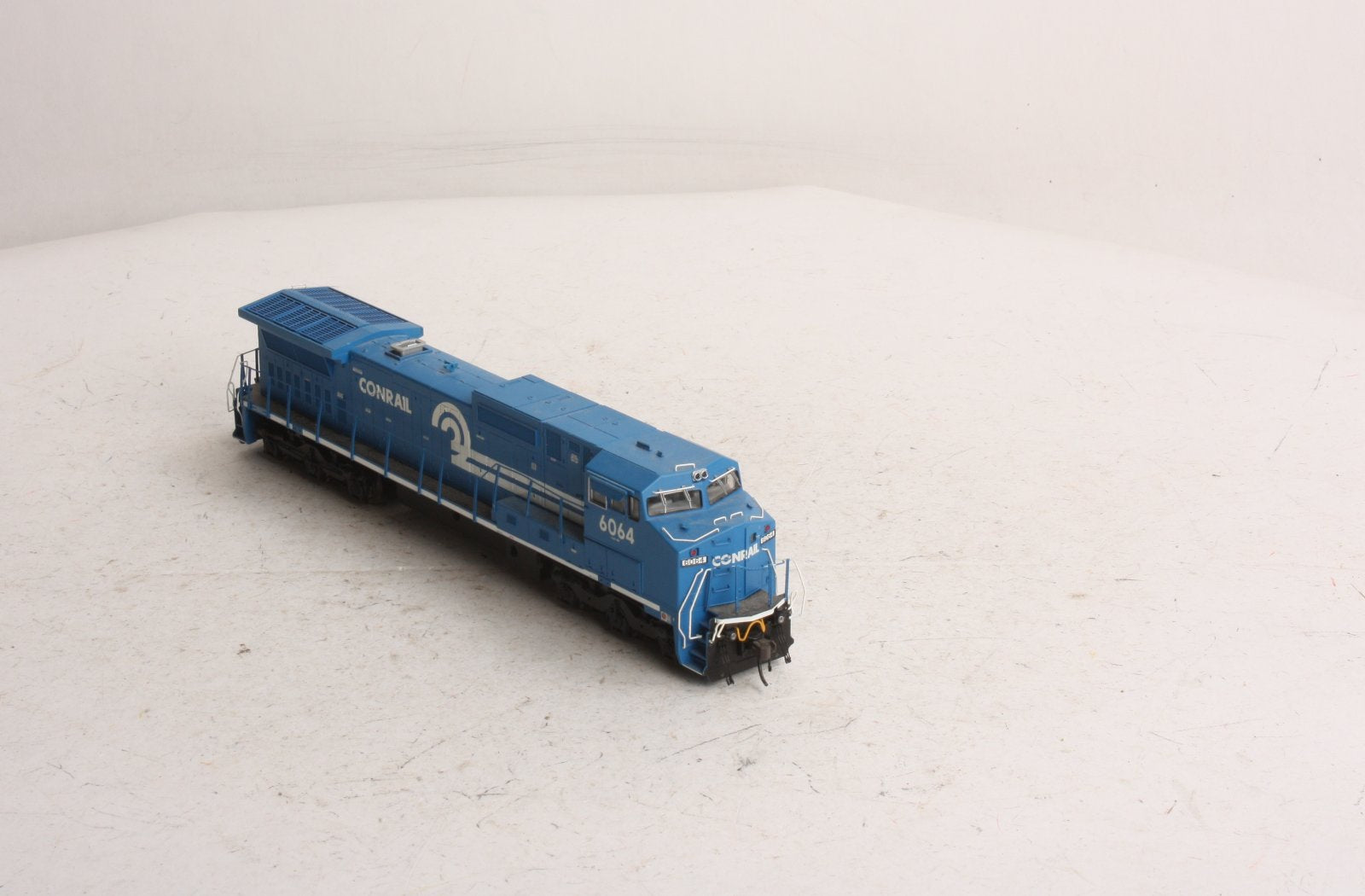 Atlas 10000778 HO Dash 8-40CW w/DCC & Sound, CR #6064
