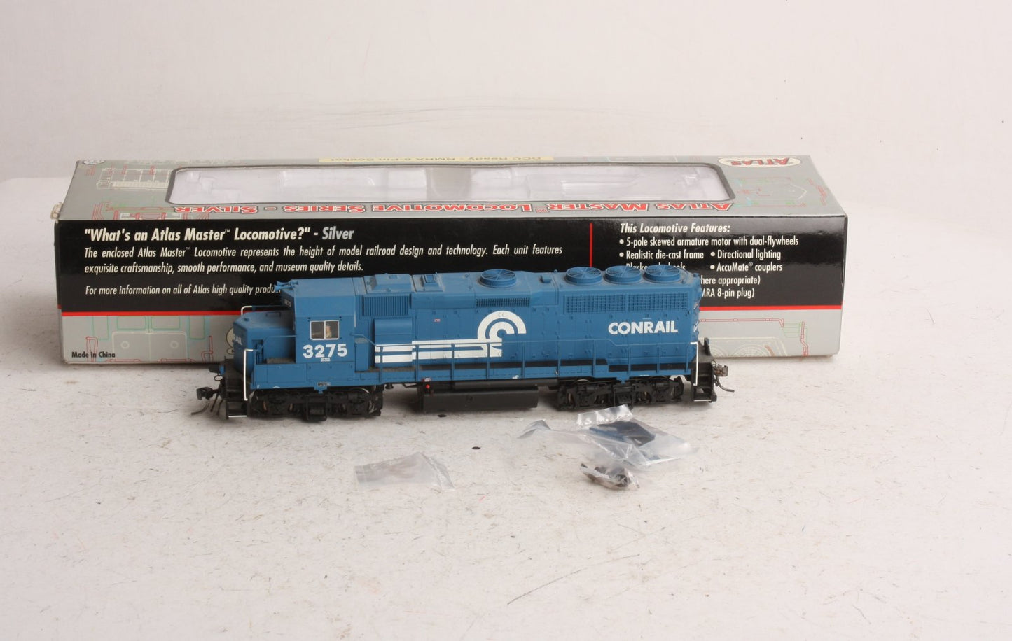 Atlas 10000336 HO Conrail GP40-2 Phase 1 Diesel Locomotive #3275 w/DC