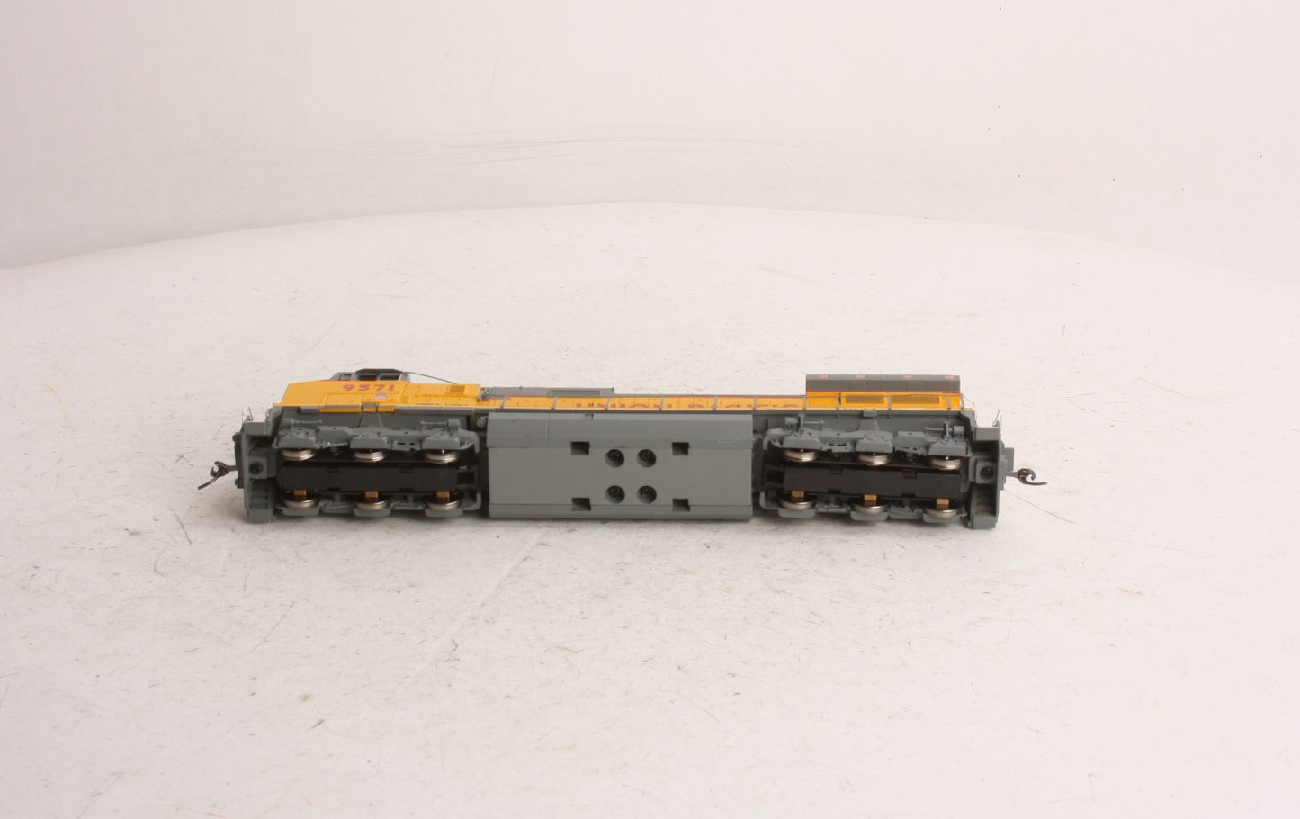 Athearn 78949 HO Union Pacific Dash 9-44CW Diesel Locomotive #9571