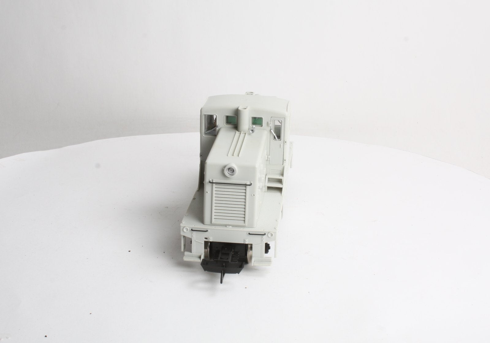 USA Trains R22150 G Undecorated 44-Ton Diesel Locomotive