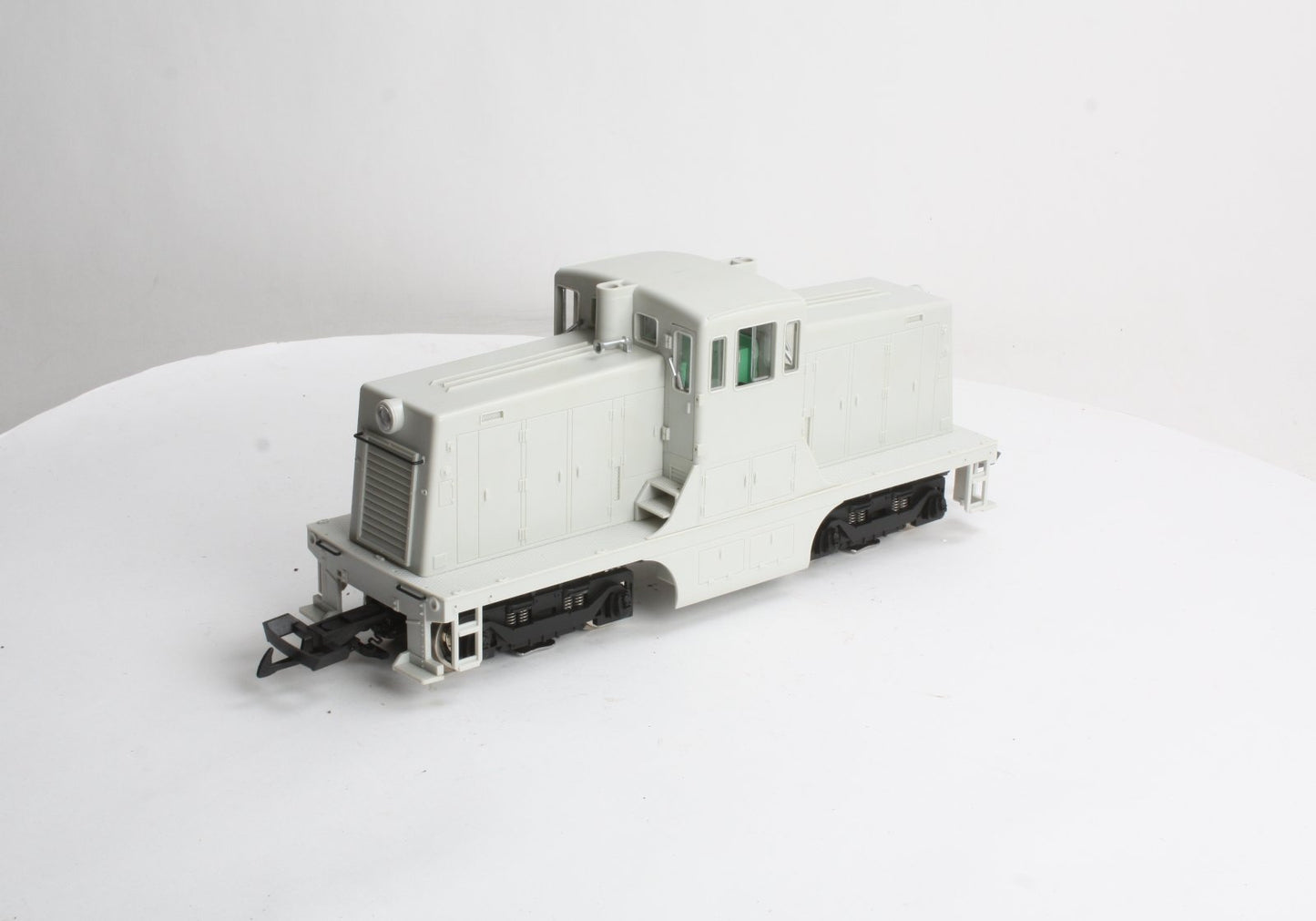 USA Trains R22150 G Undecorated 44-Ton Diesel Locomotive