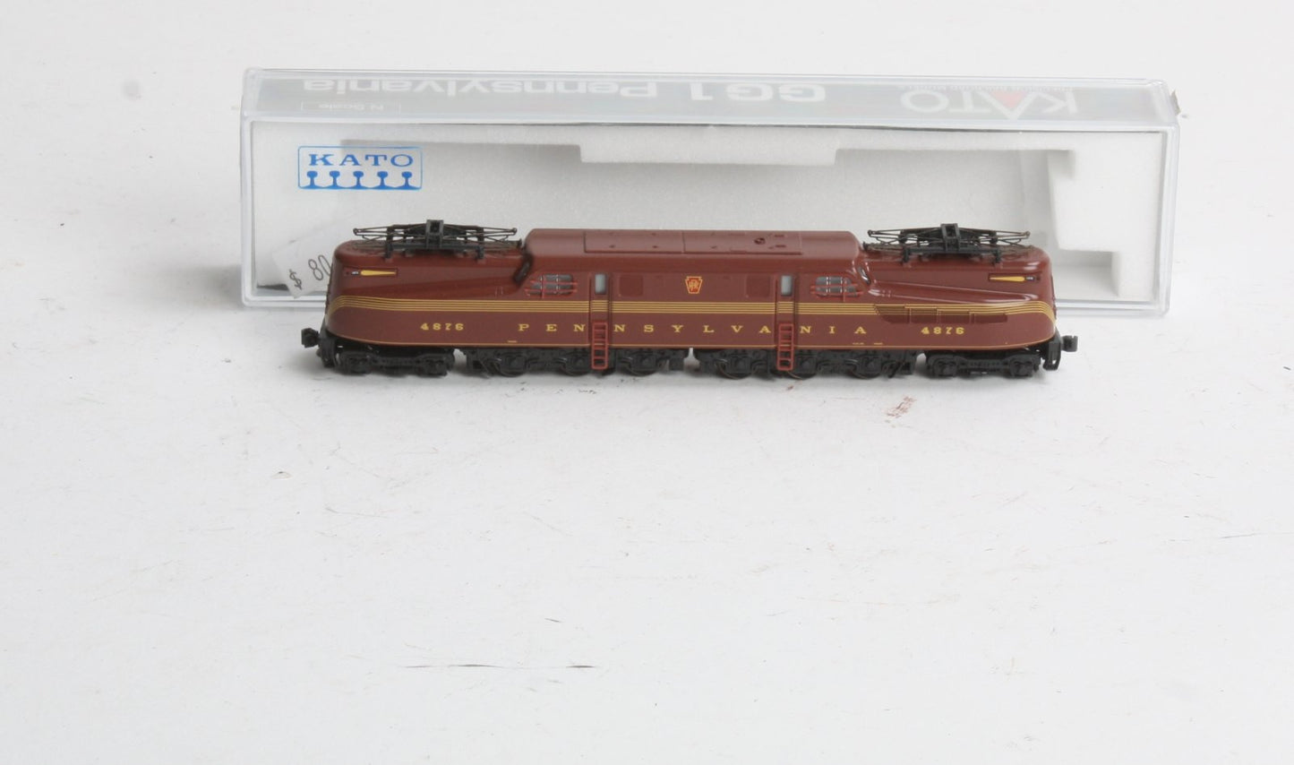 Kato 137-2004 N PRR Tuscan 5-Stripe GG-1 Electric Locomotive #4876