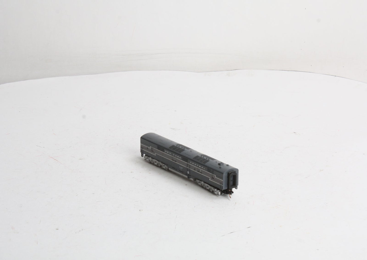 Precision Craft Models 648 NYC Powered E-7 B-unit Diesel w/Loksound