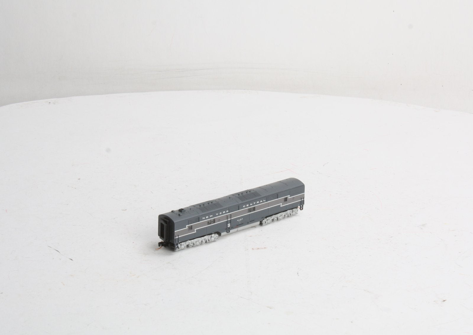 Precision Craft Models 648 NYC Powered E-7 B-unit Diesel w/Loksound