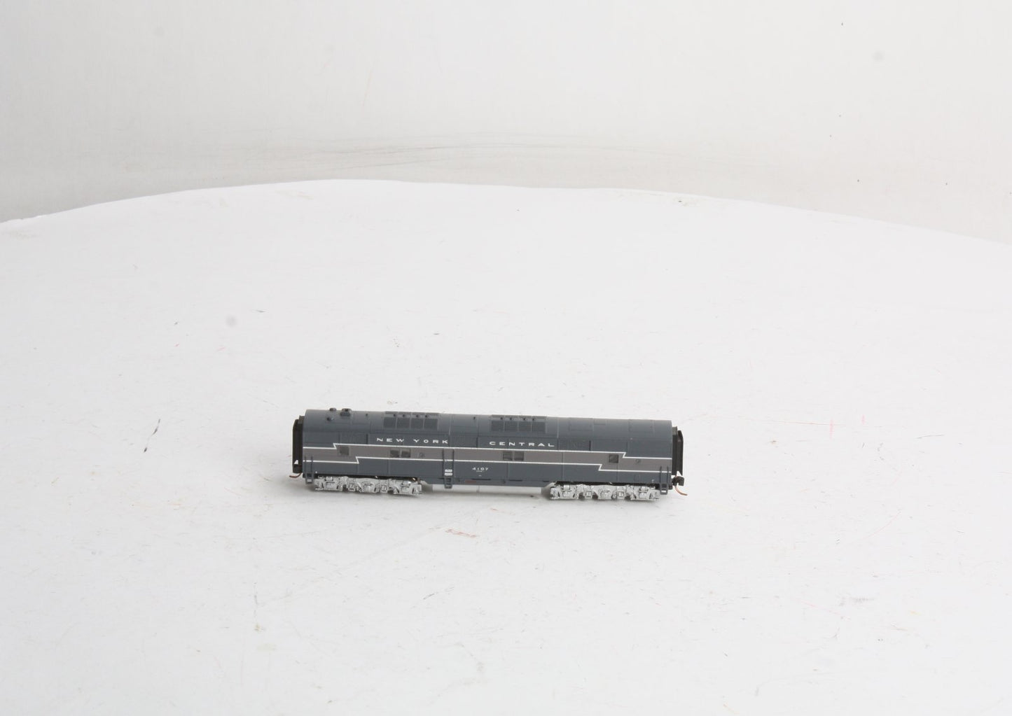 Precision Craft Models 648 NYC Powered E-7 B-unit Diesel w/Loksound