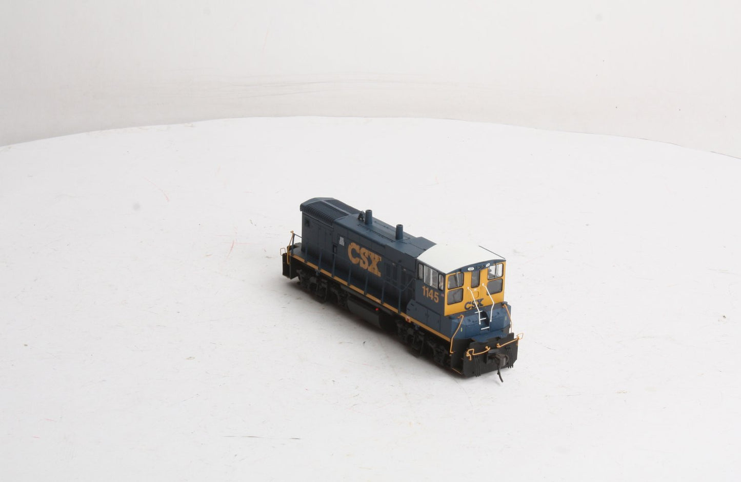 Atlas 9966 CSX MP15DC #1145 w/DCC