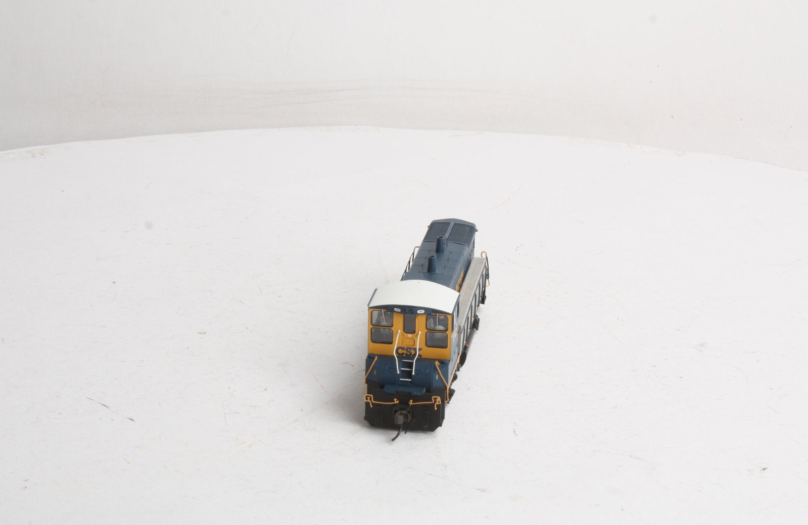 Atlas 9966 CSX MP15DC #1145 w/DCC