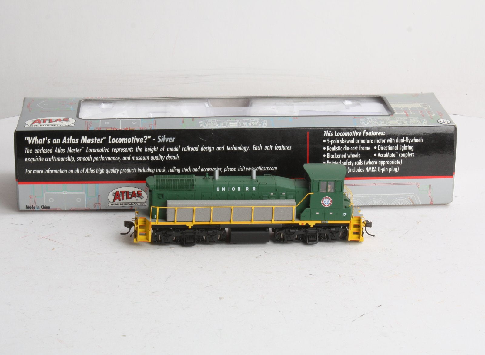 Atlas 9995 Union Railroad MP15DC Switcher Locomotive w/DCC #17