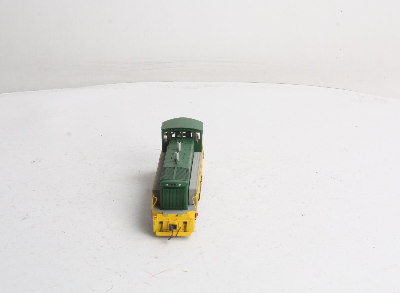 Atlas 9995 Union Railroad MP15DC Switcher Locomotive w/DCC #17