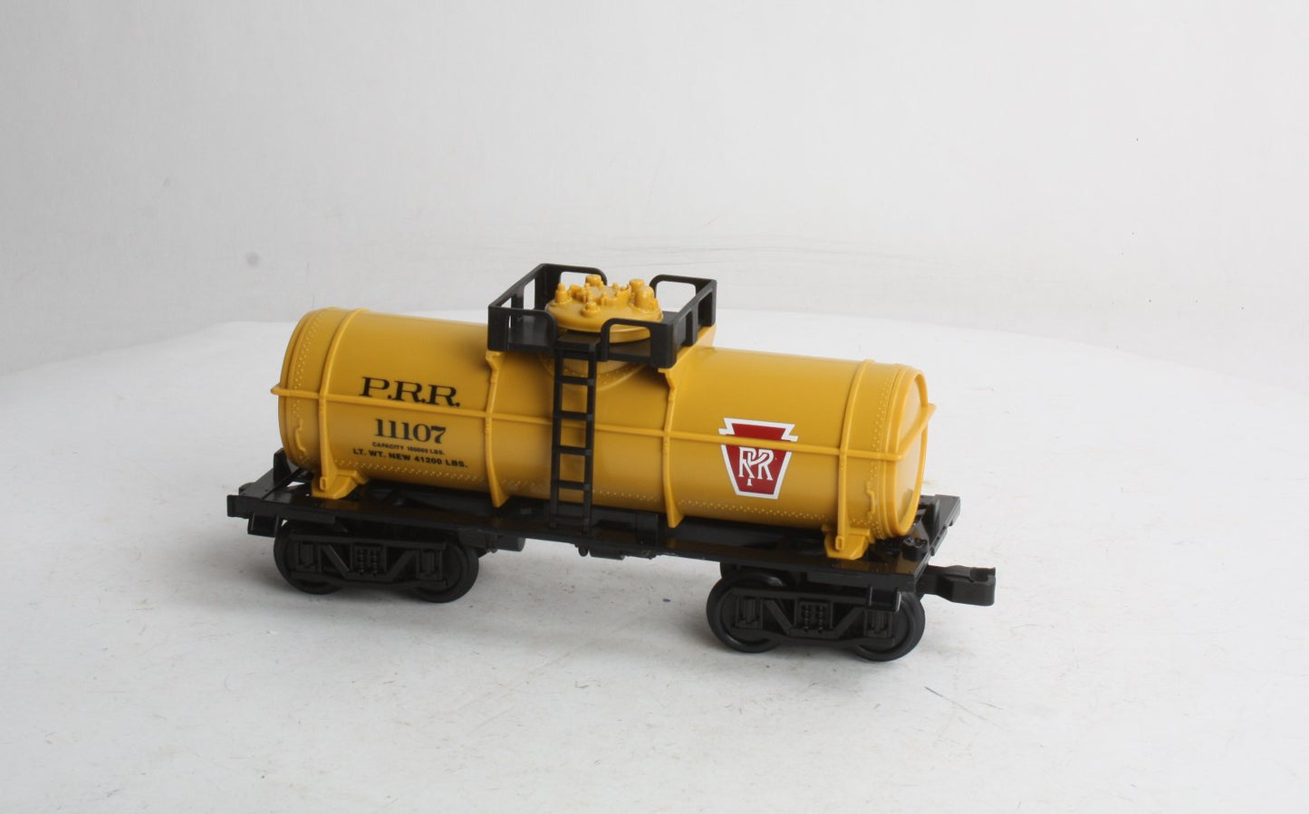 Lionel 7-11107 G Scale Pennsylvania Tank Car