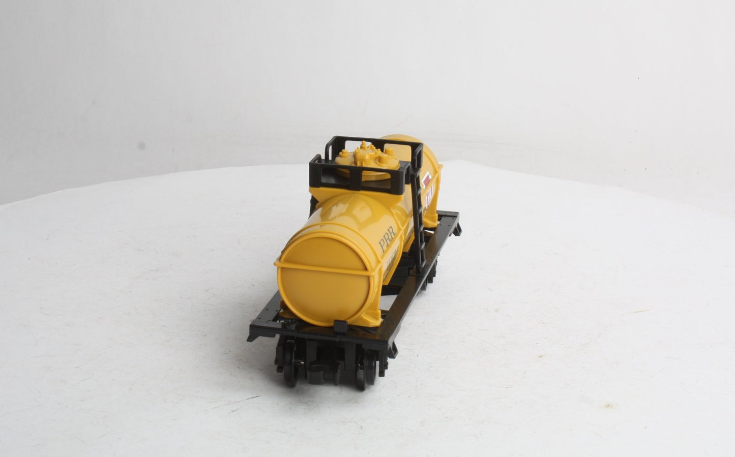 Lionel 7-11107 G Scale Pennsylvania Tank Car