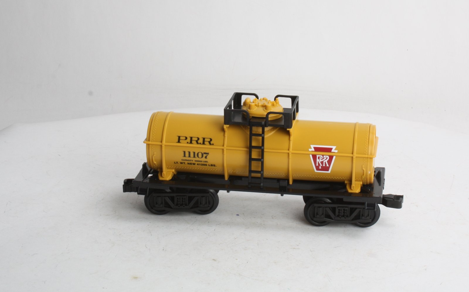 Lionel 7-11107 G Scale Pennsylvania Tank Car