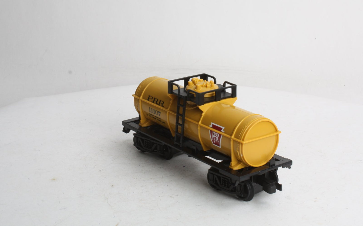 Lionel 7-11107 G Scale Pennsylvania Tank Car