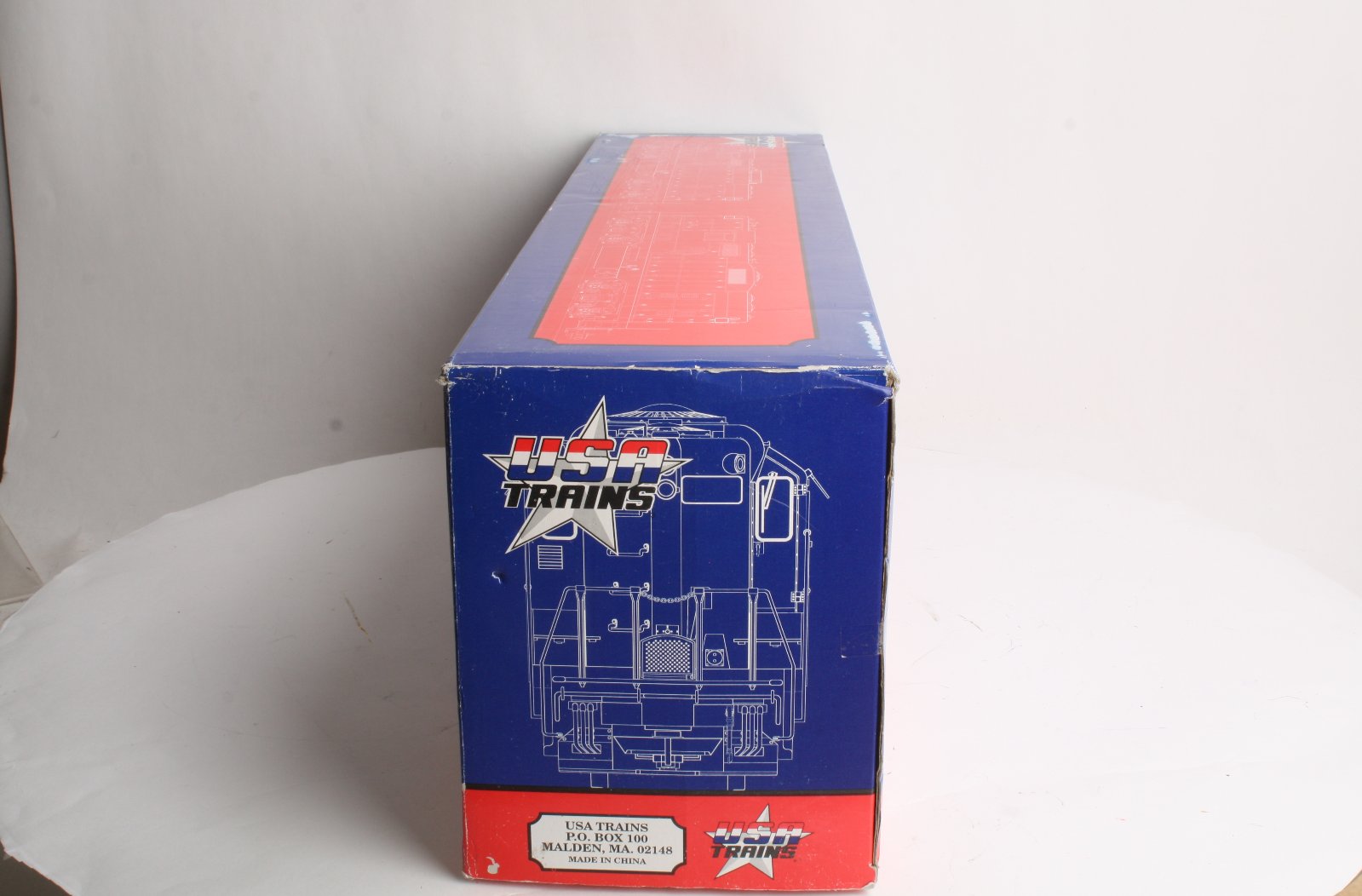 USA Trains 22126 G Santa Fe GP-9 Diesel Locomotive