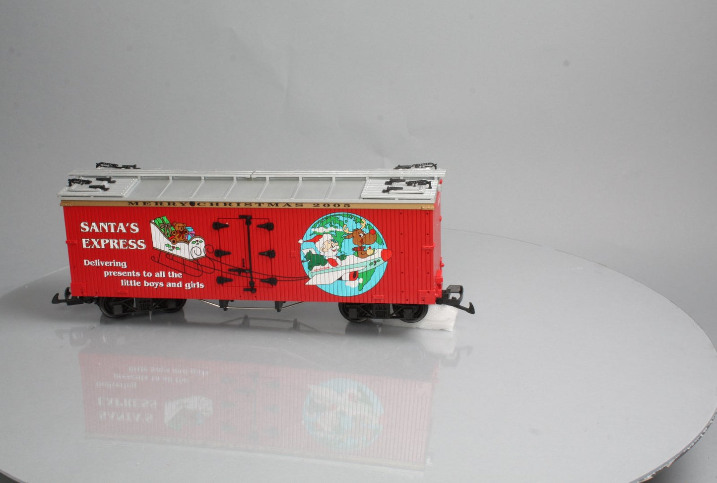 USA Trains 13023 G 2005 Christmas Refrigerator Car