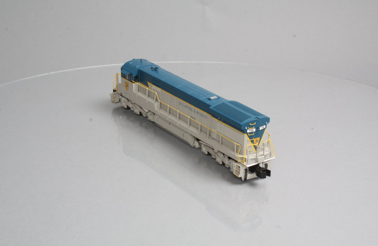 American Flyer 6-48187 S Delaware & Hudson U33-C Diesel Locomotive #755