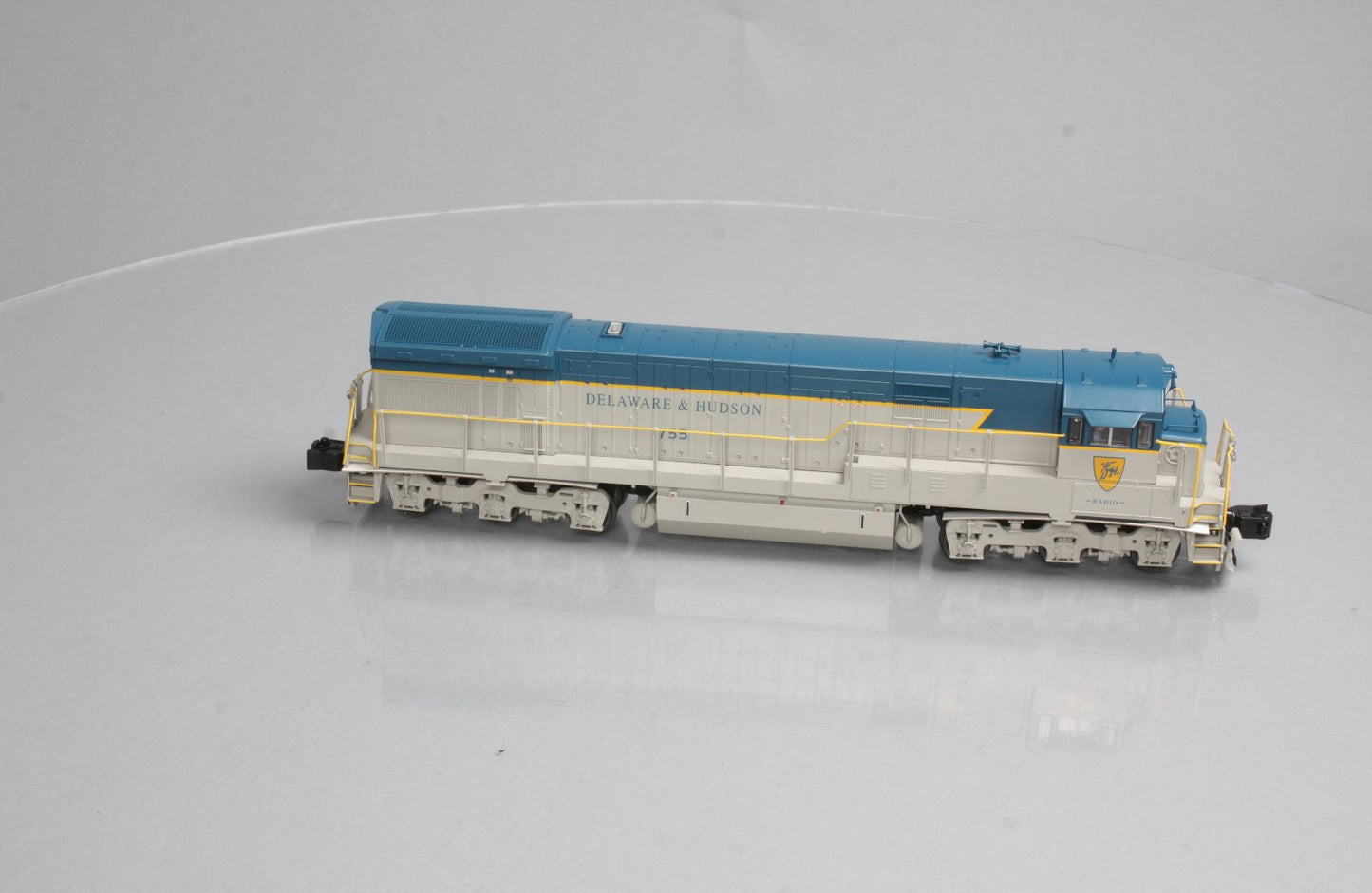 American Flyer 6-48187 S Delaware & Hudson U33-C Diesel Locomotive #755