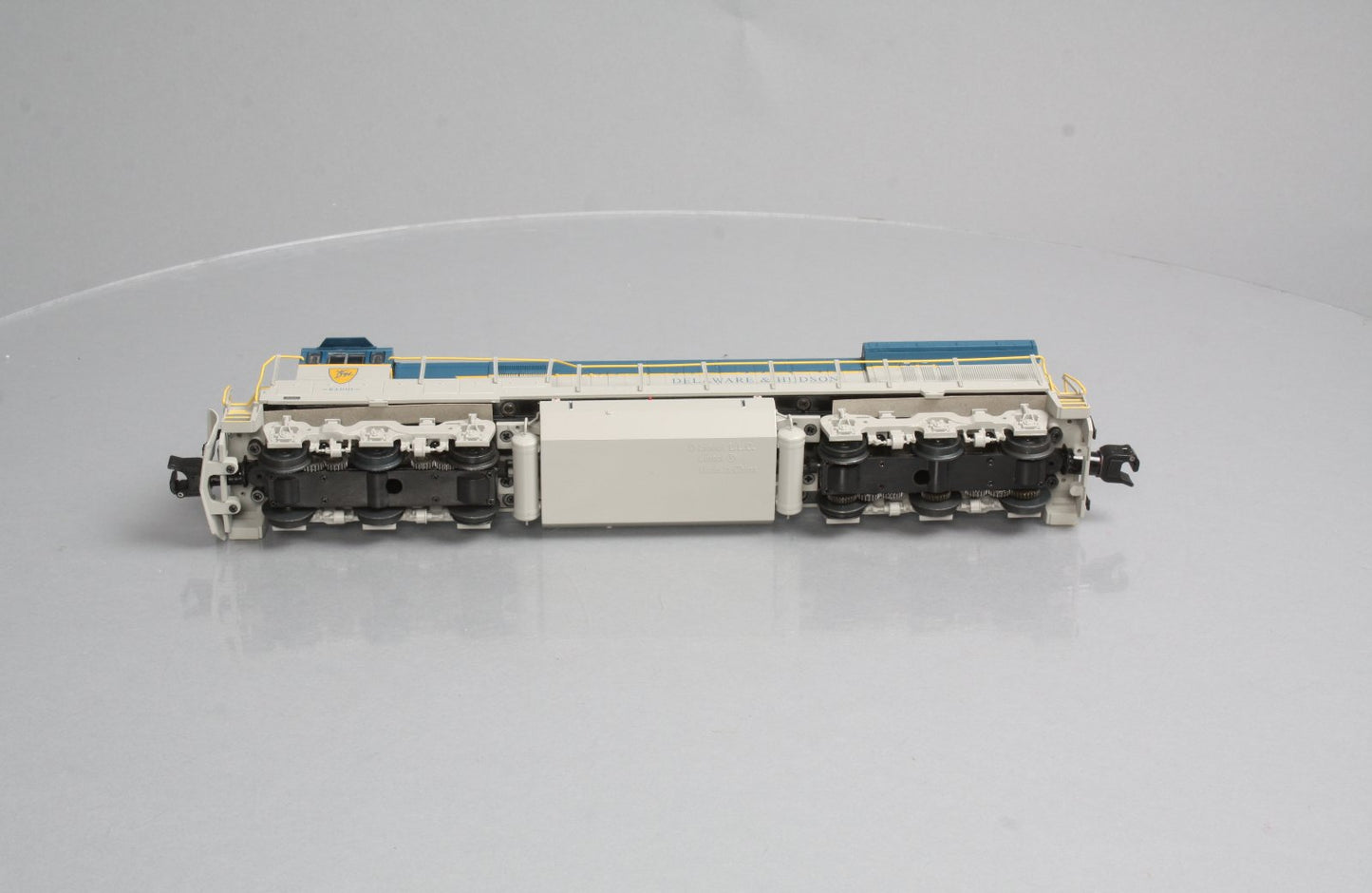American Flyer 6-48187 S Delaware & Hudson U33-C Diesel Locomotive #755