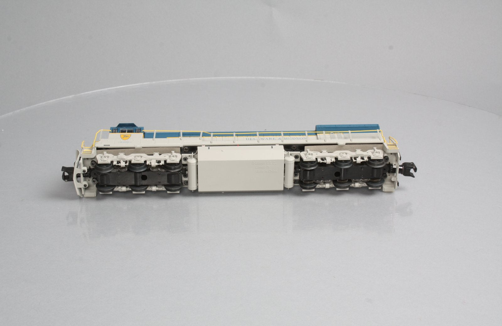 American Flyer 6-48187 S Delaware & Hudson U33-C Diesel Locomotive #755