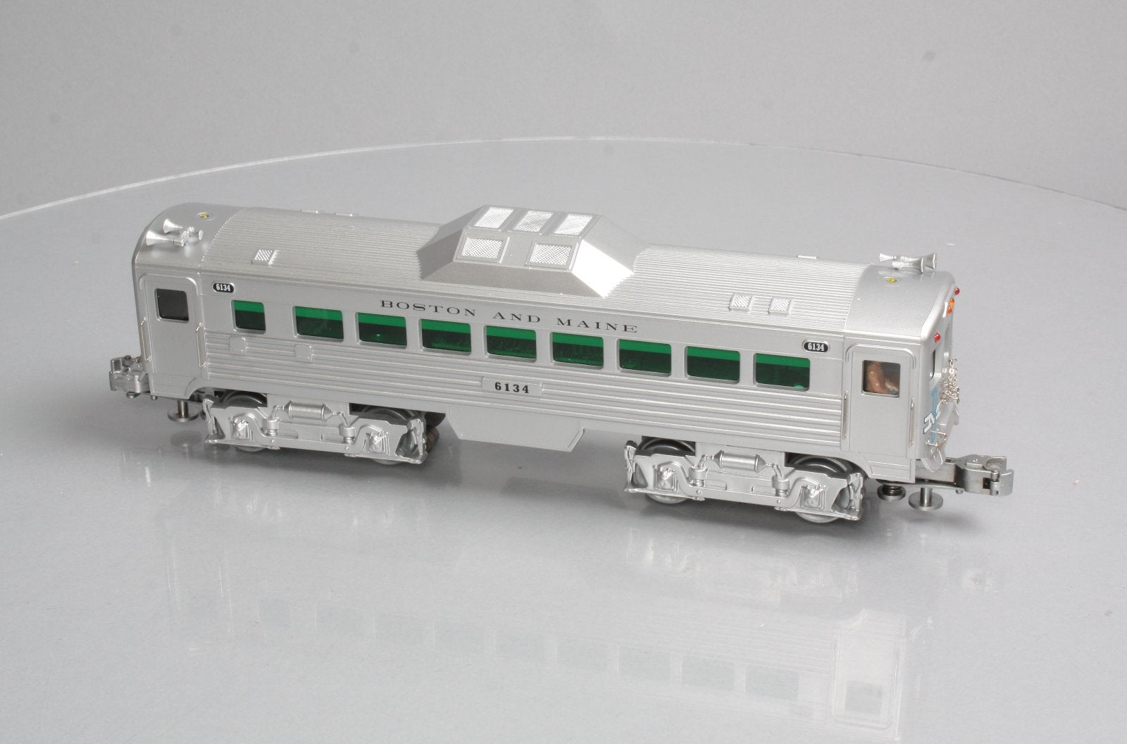RMT 5422 O Boston & Maine Powered Rail Diesel Car #6134
