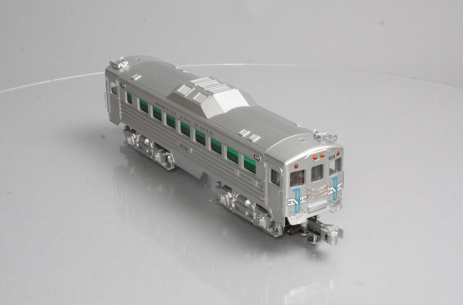 RMT 5422 O Boston & Maine Powered Rail Diesel Car #6134