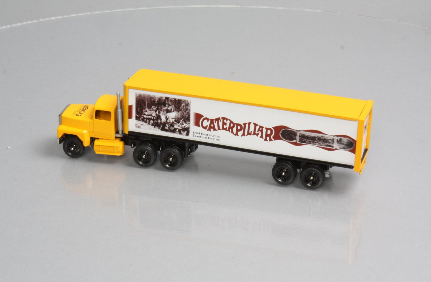 Winross 144-7 1:64 Scale Diecast Caterpillar Historical Series # 2 Semi Truck