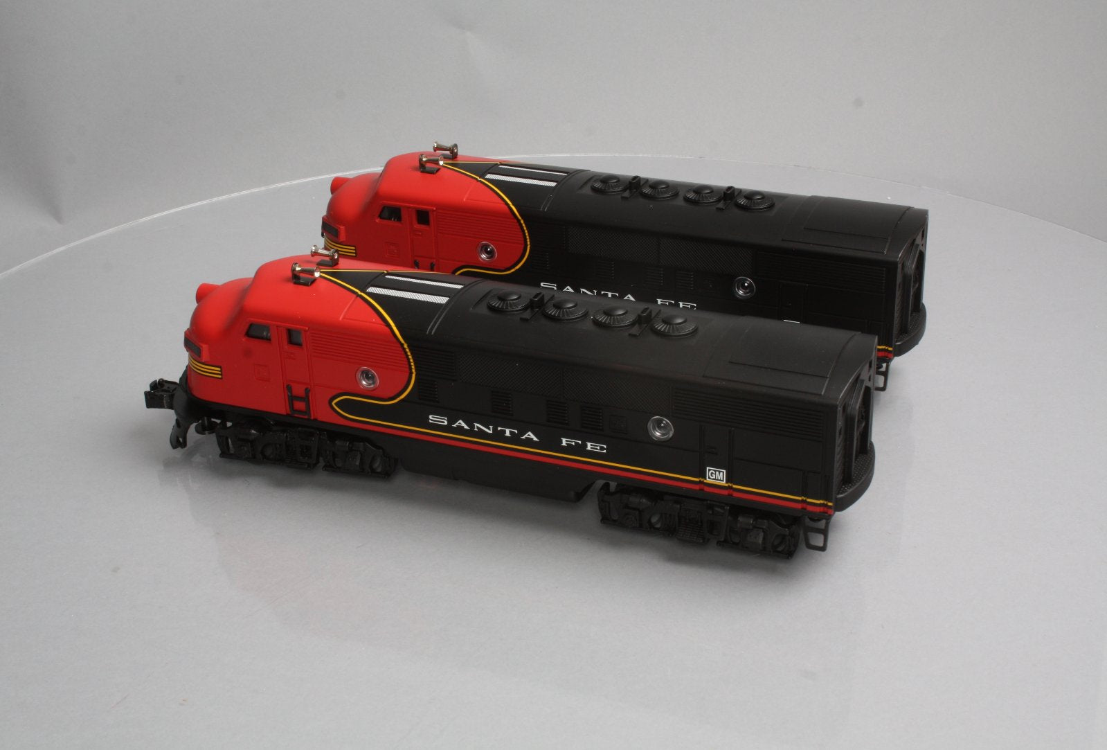 Williams 20196 O Santa Fe Red/Black F-3 AA Diesel Locomotive Set