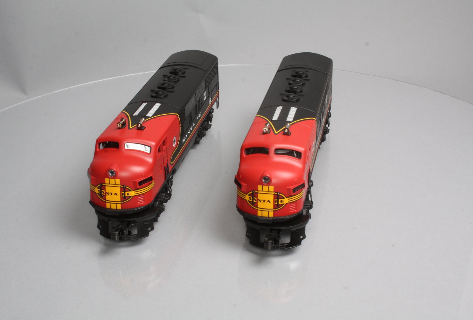 Williams 20196 O Santa Fe Red/Black F-3 AA Diesel Locomotive Set