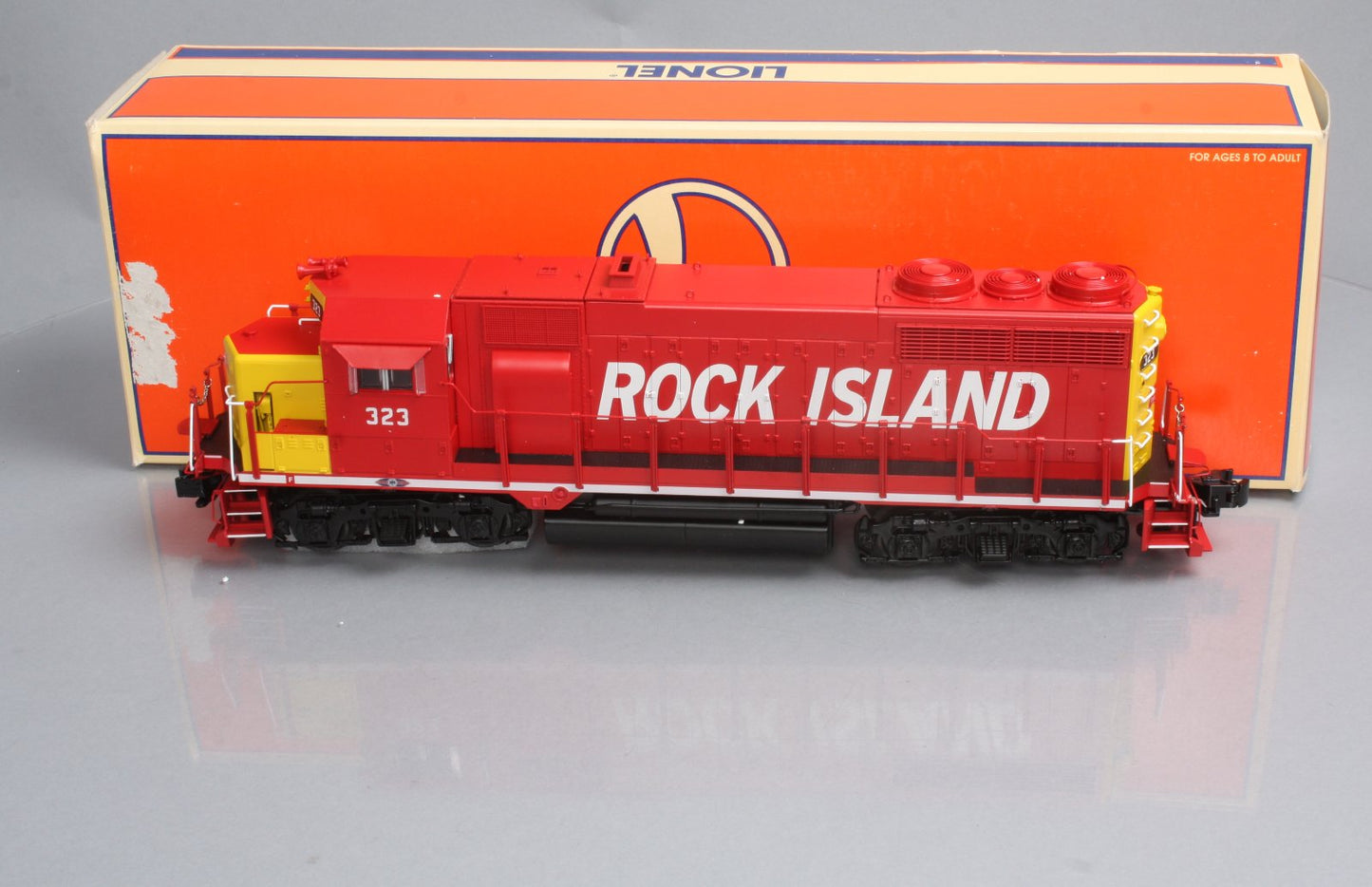 Lionel 6-38772 Rock Island Non-Powered GP35 Diesel Locomotive #323
