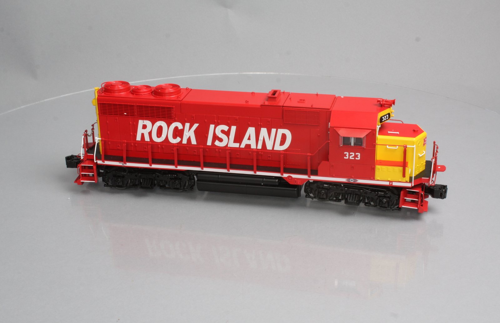Lionel 6-38772 Rock Island Non-Powered GP35 Diesel Locomotive #323