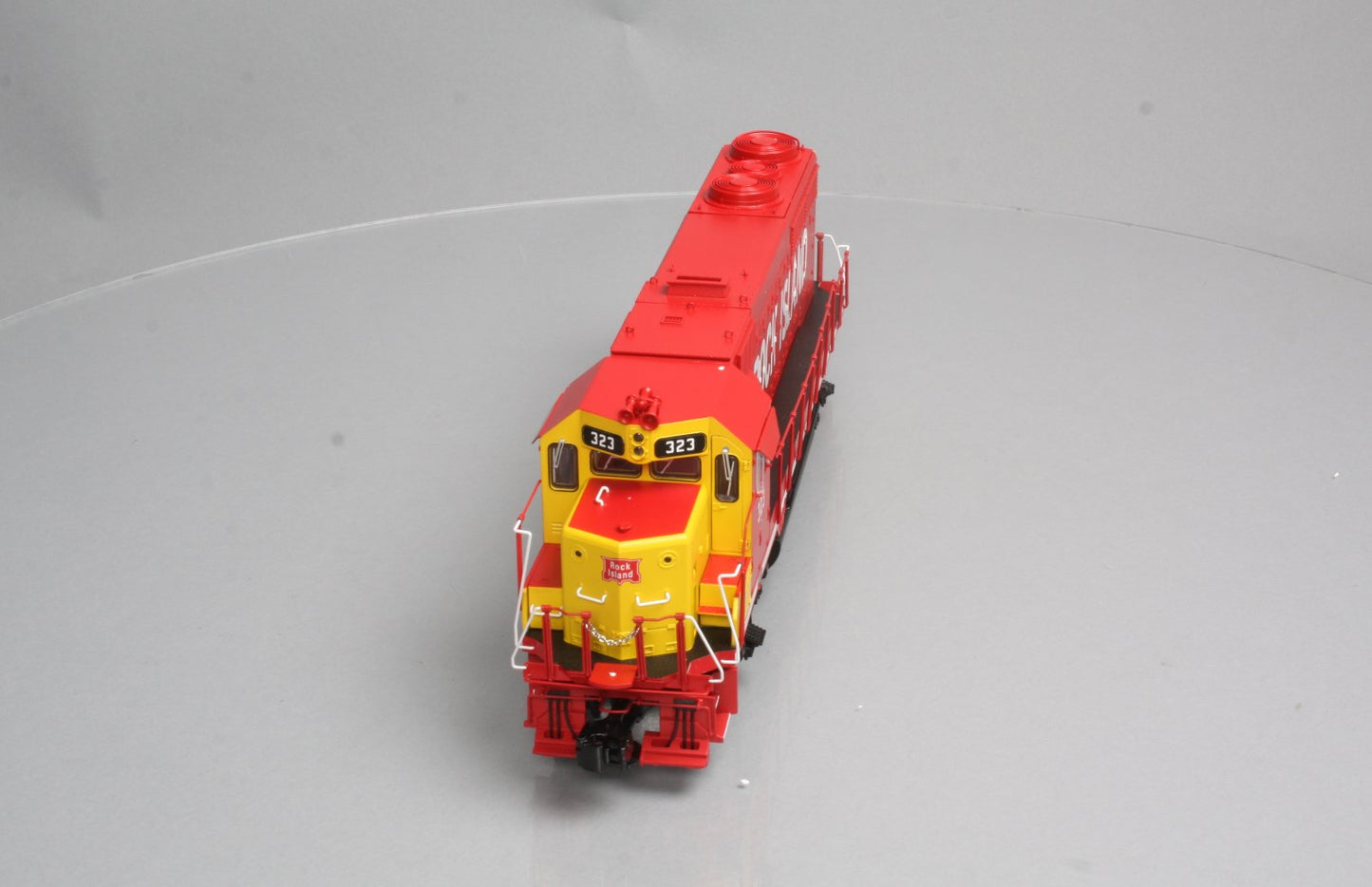 Lionel 6-38772 Rock Island Non-Powered GP35 Diesel Locomotive #323