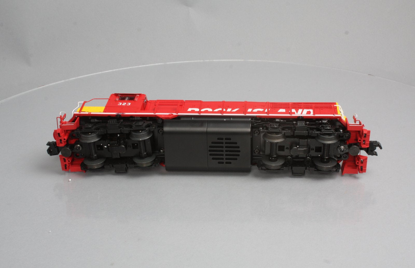 Lionel 6-38772 Rock Island Non-Powered GP35 Diesel Locomotive #323
