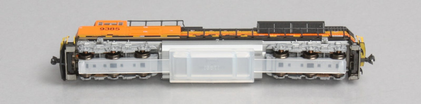 Kato 176-8417 BNSF SD70ACe Diesel Locomotive #9385