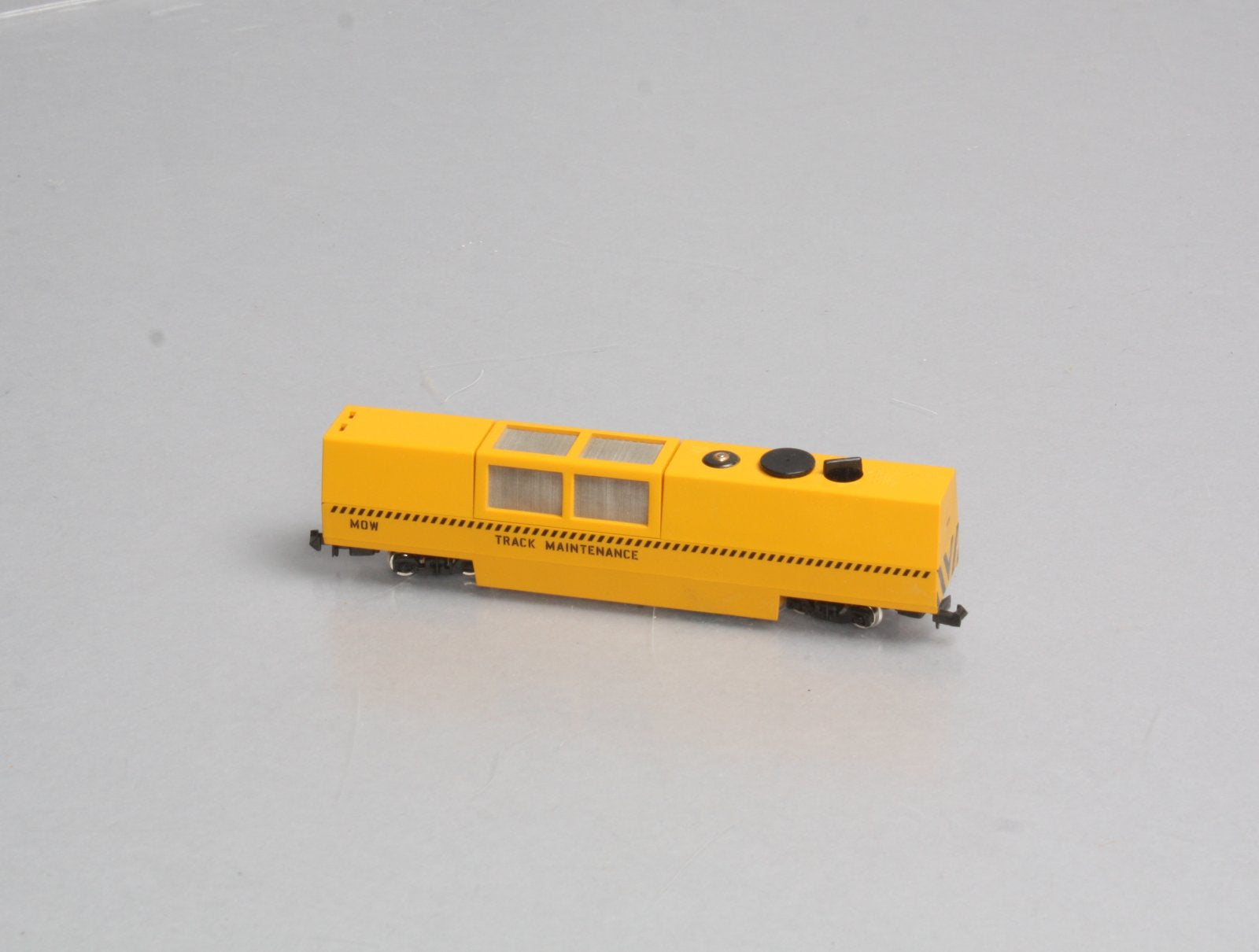 Atlas 32555 Maintenance of Way Track Cleaning Car