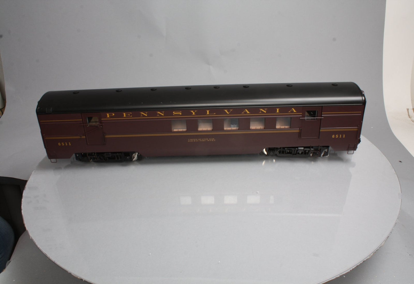 USA Trains 310201 G Pennsylvania Railway Post Office Streamlined Passenger Car