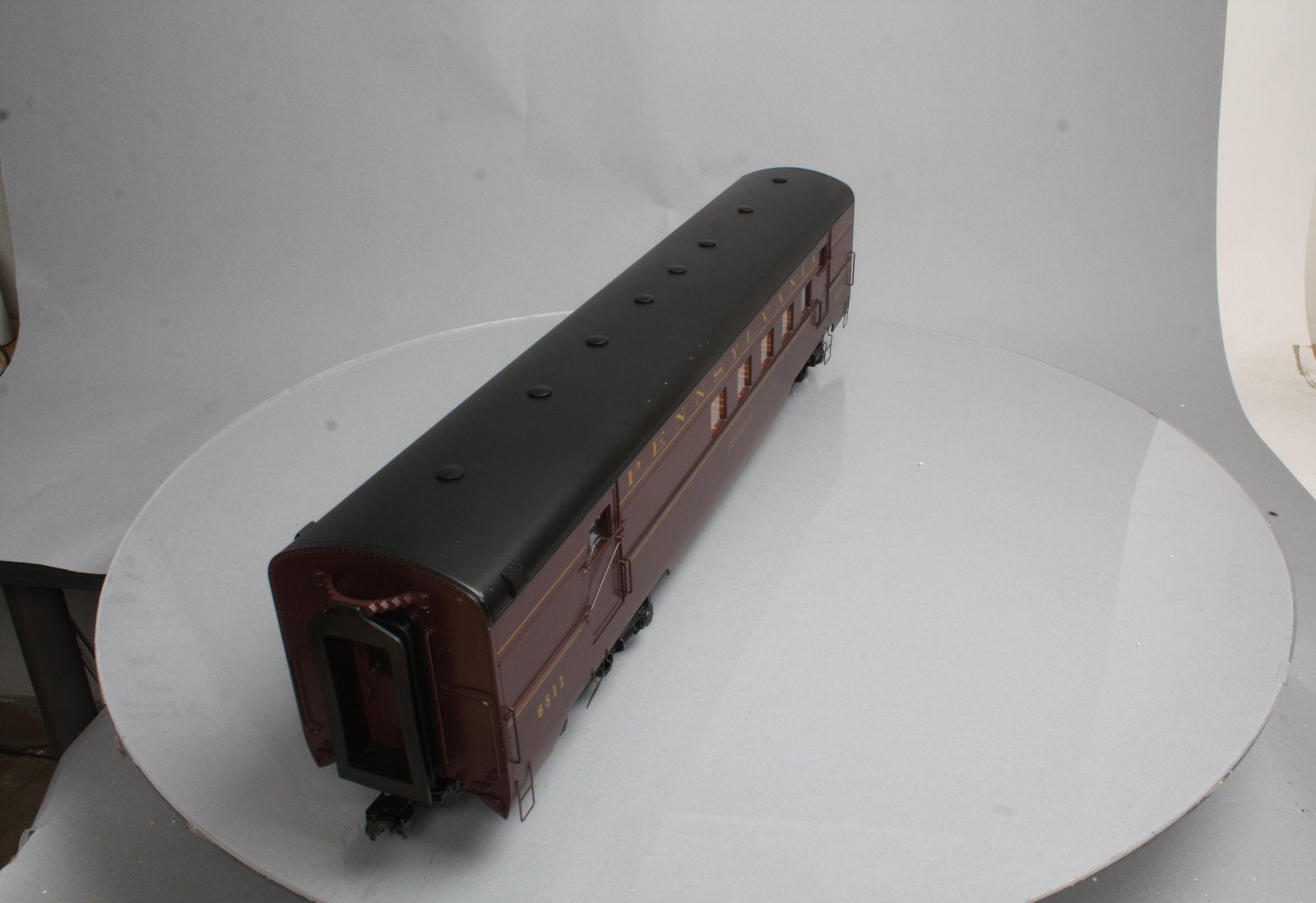USA Trains 310201 G Pennsylvania Railway Post Office Streamlined Passenger Car