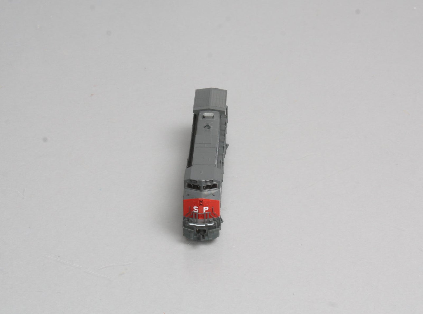 Kato 176-3611 N Southern Pacific C44-9W Diesel Locomotive #8110