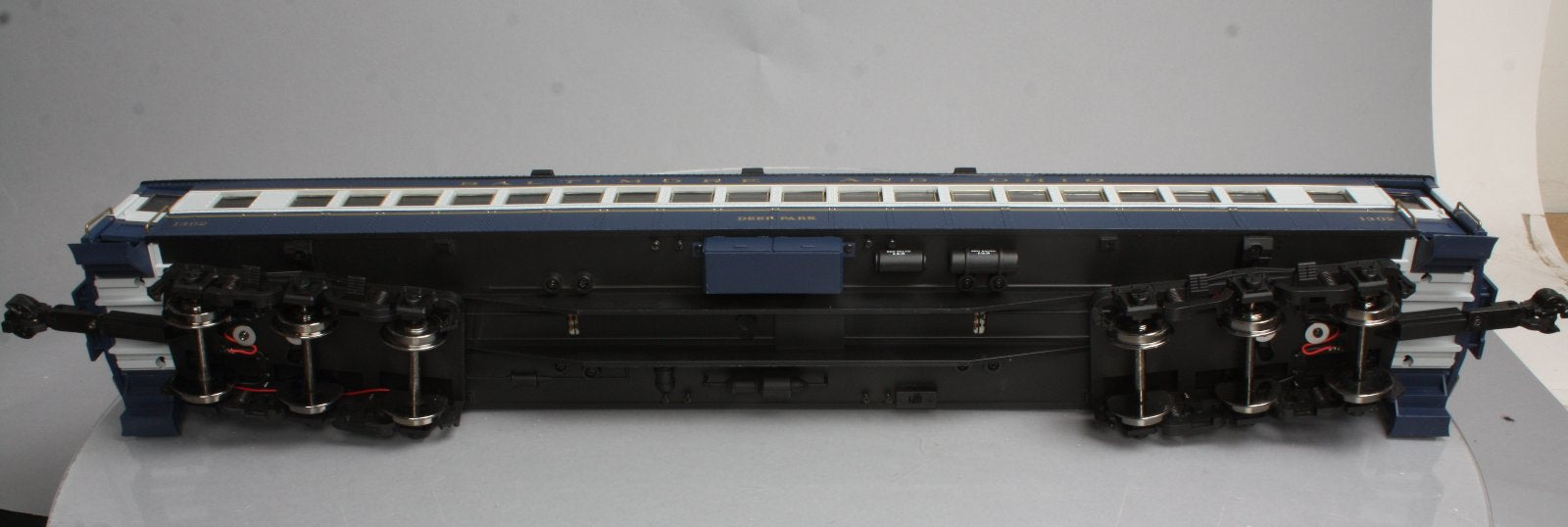 Aristo-Craft 31302 G B&O Standard Heavyweight Coach Car (Metal Wheels)