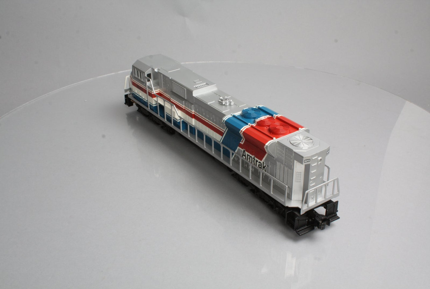 Williams 21808 Amtrak SD90 Powered Diesel Locomotive #8643