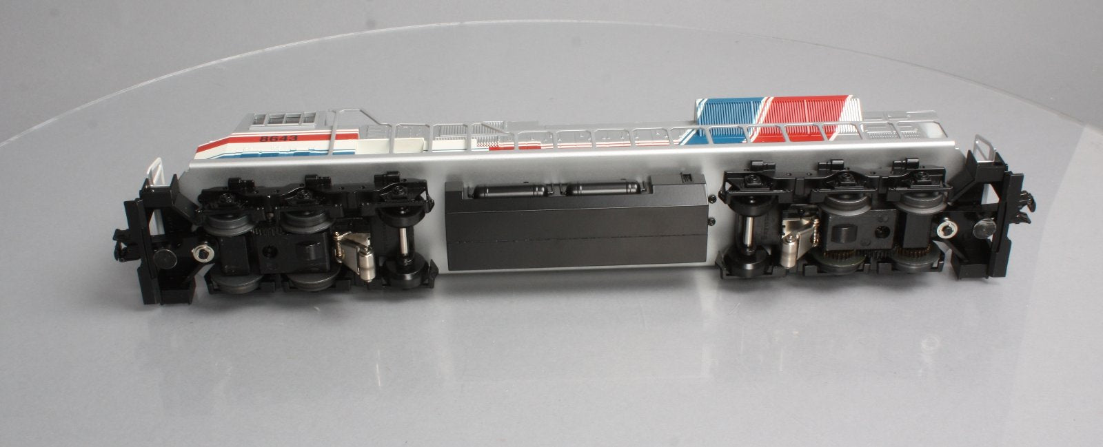 Williams 21808 Amtrak SD90 Powered Diesel Locomotive #8643