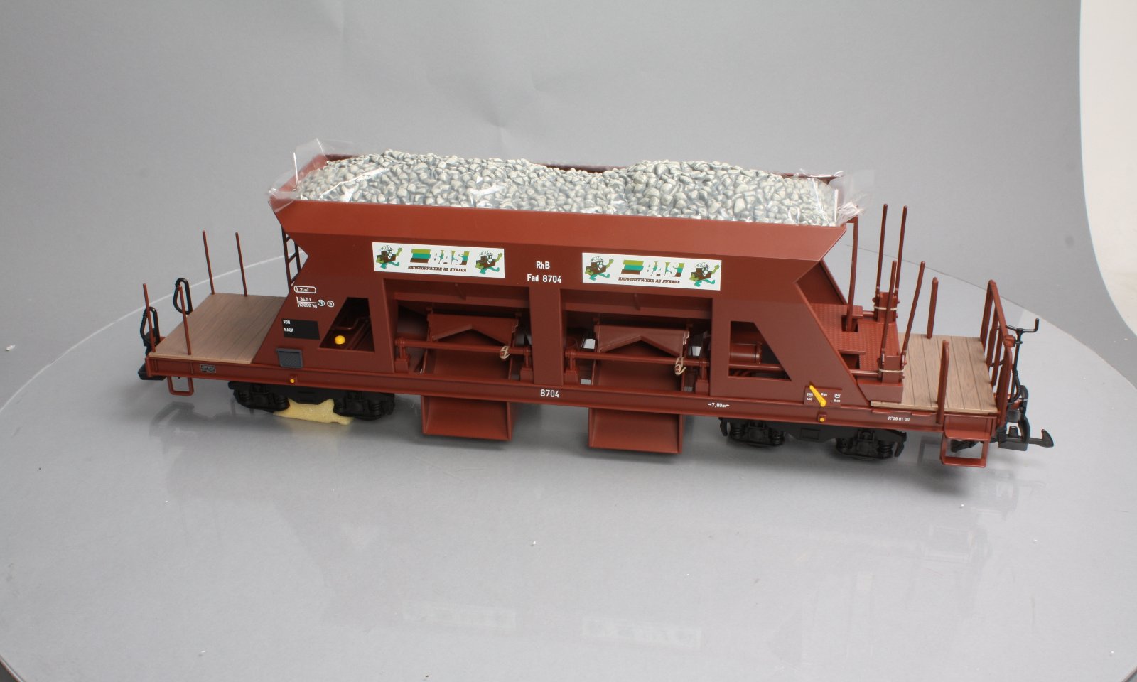 LGB 40693 RhB Hopper Car