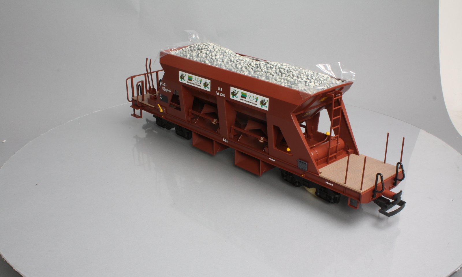 LGB 40693 RhB Hopper Car