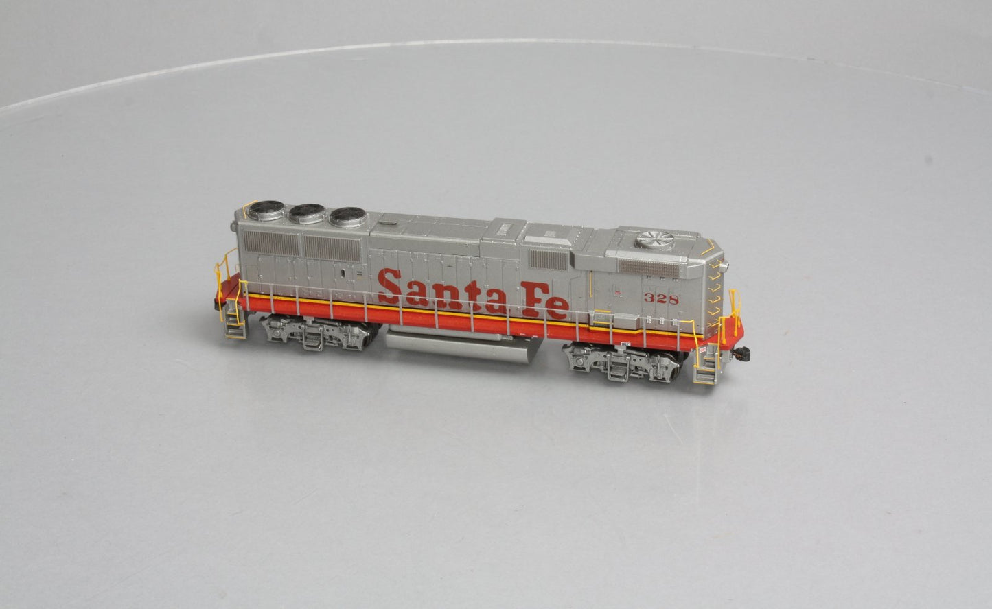 Athearn 88853 HO Scale Santa Fe GP60B Diesel Locomotive #328