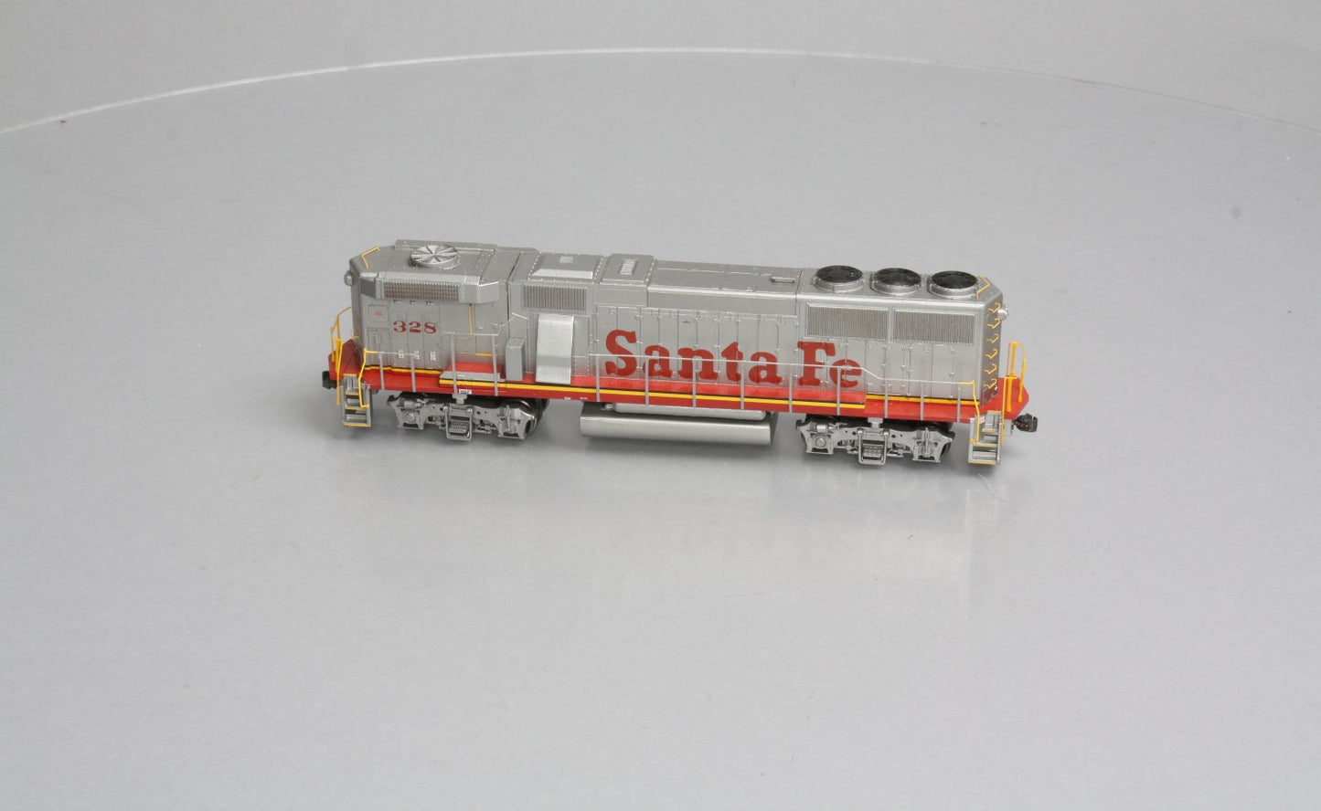 Athearn 88853 HO Scale Santa Fe GP60B Diesel Locomotive #328