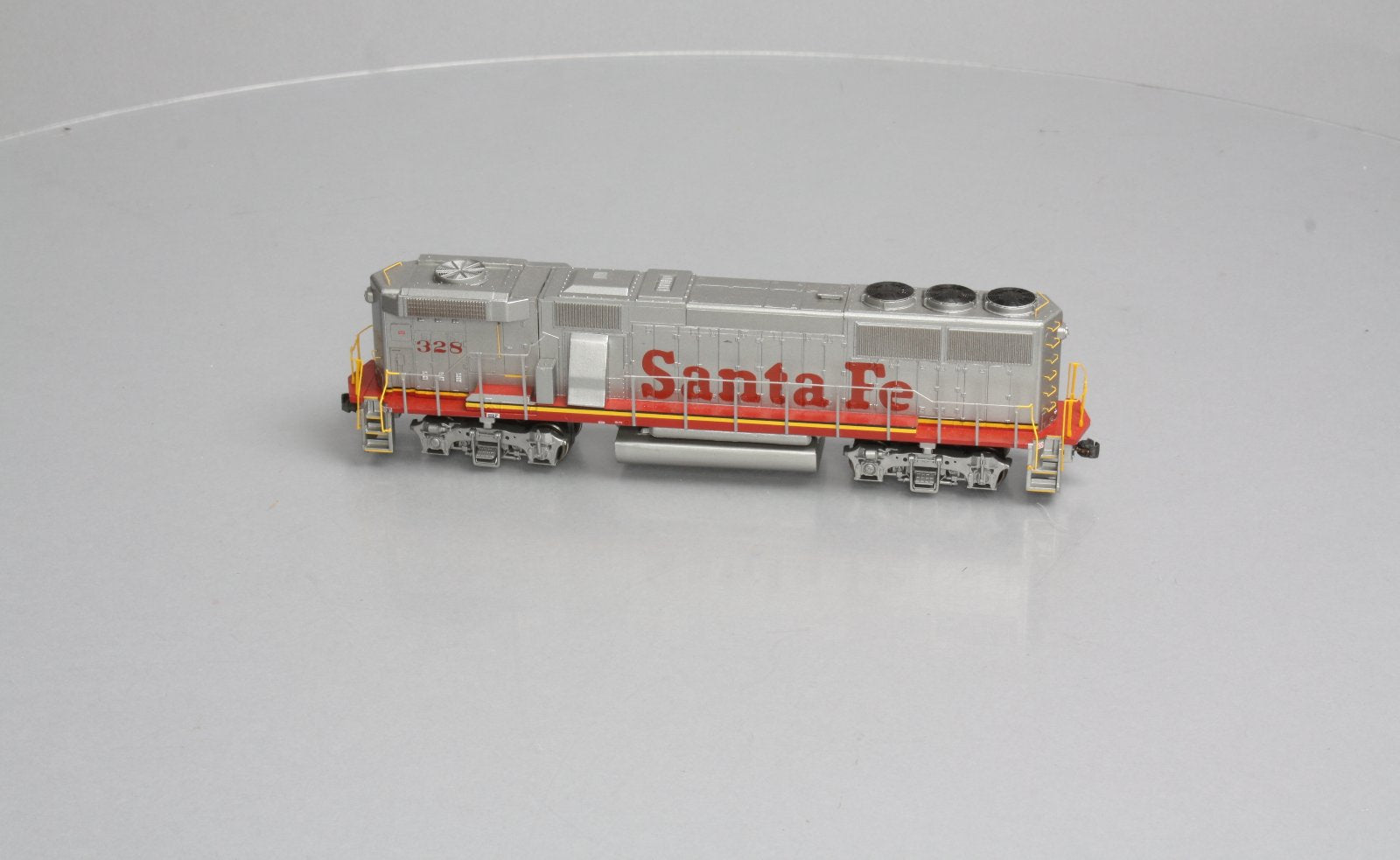 Athearn 88853 HO Scale Santa Fe GP60B Diesel Locomotive #328